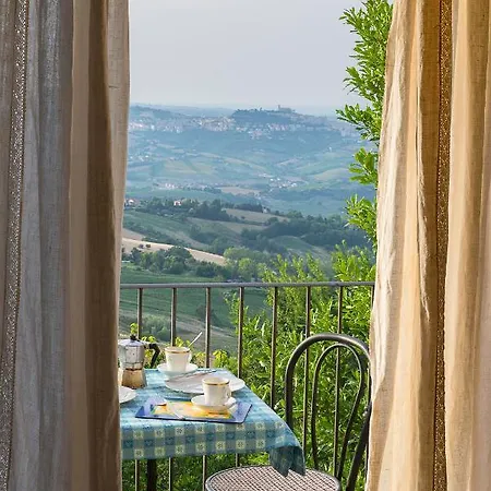 Country house La Rosa Scarlatta